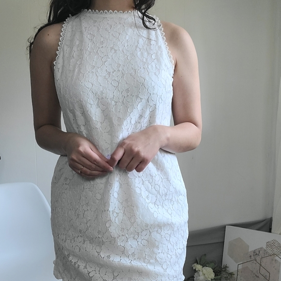 Monteau Dresses & Skirts - Monteau White Sleeveless Lace Tunic Mini Dress Medium